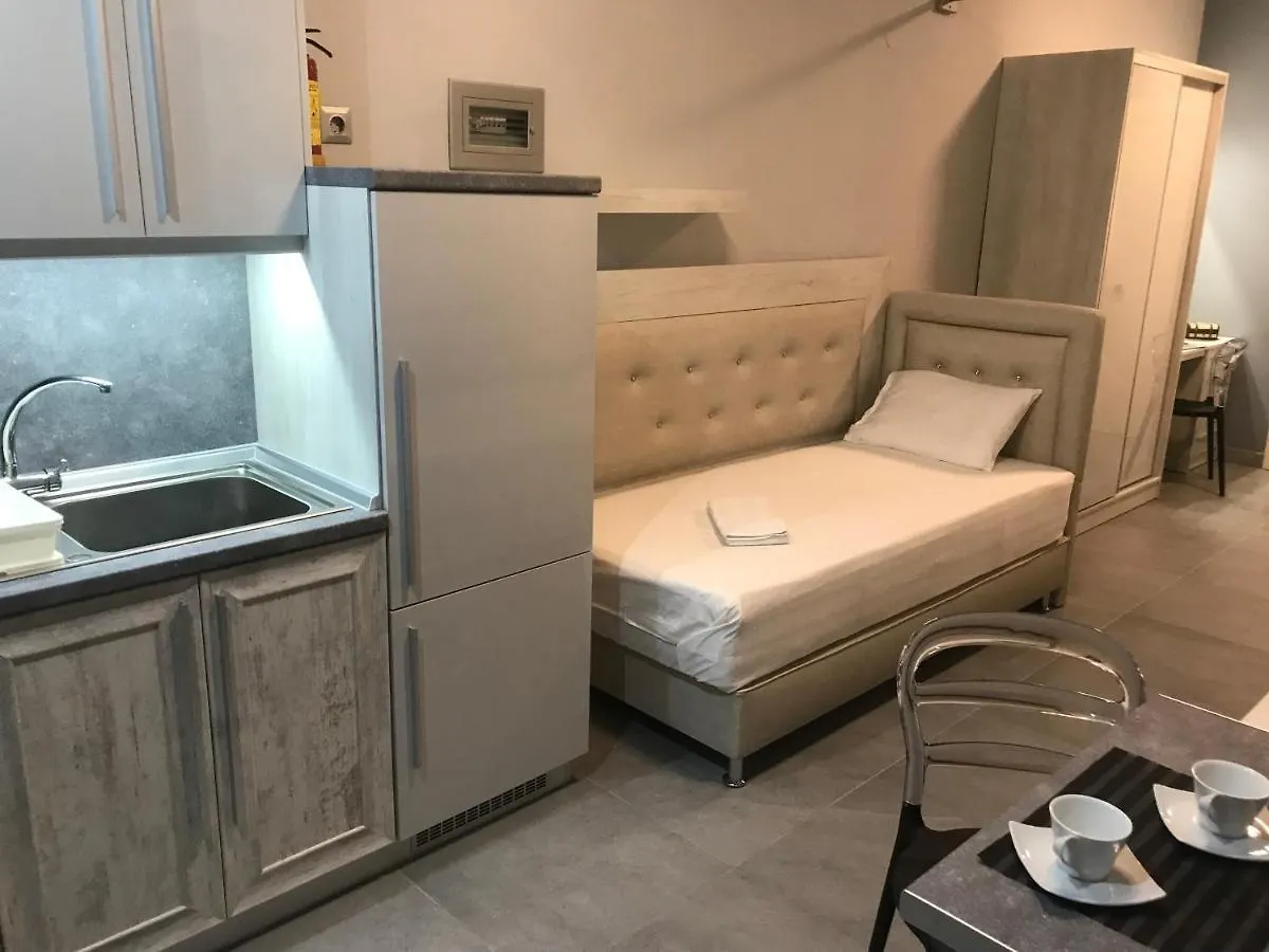 Avra Comfort Rooms - Family Nea Poteidaia