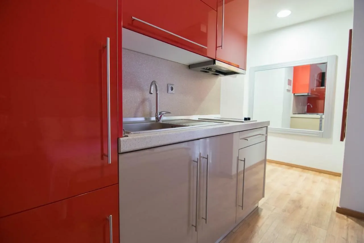 Avra Comfort Rooms - Family Nea Poteidaia